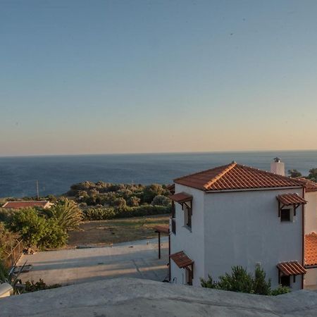 Ligres Beach - 2 Bedrooms Apartment Sea View Agia Paraskevi  Buitenkant foto